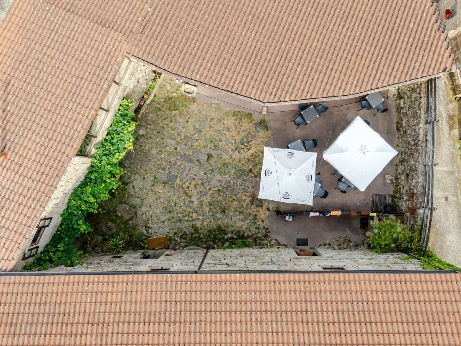3 soveværelse Finca/Landehus til salg i Padron med swimmingpool - € 930.000 (Ref: 9973801)