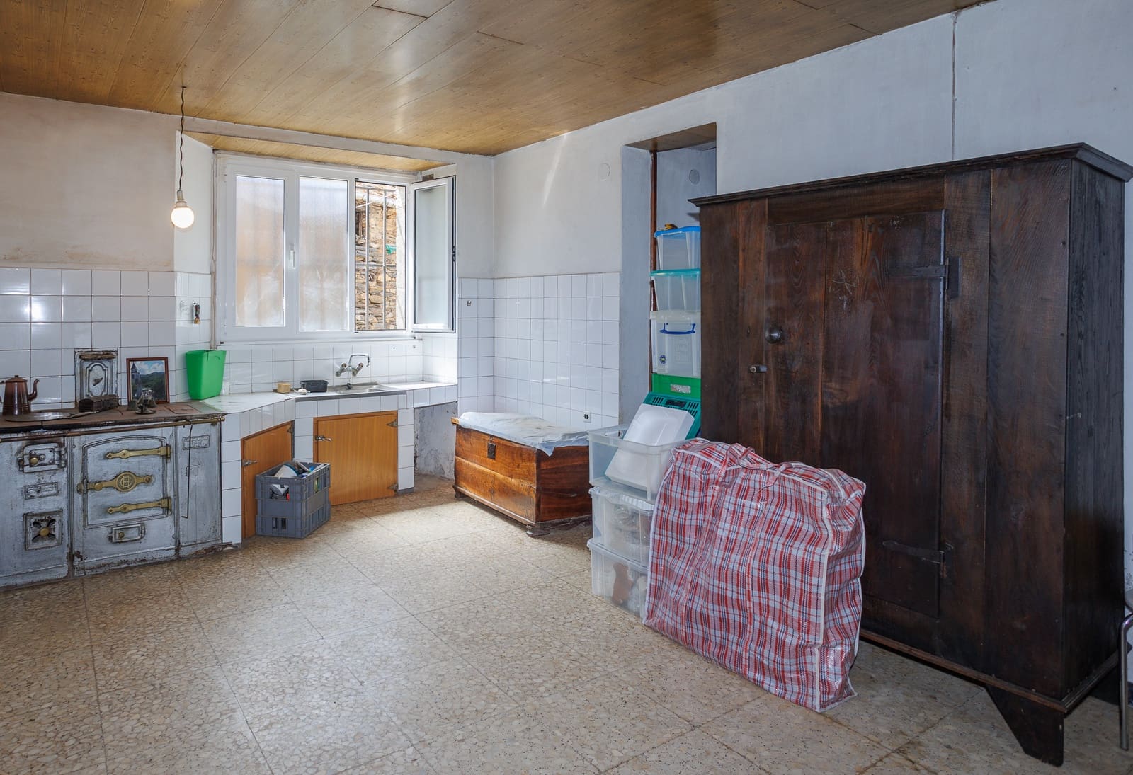 12 bedroom Villa for sale in A Pontenova - € 1,600,000 (Ref: 9983316)