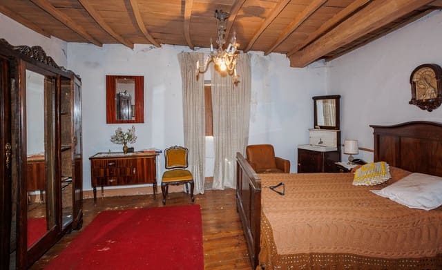 3 slaapkamer Finca/Landhuis te koop in Parada de Sil - € 85.000 (Ref: 9999270)