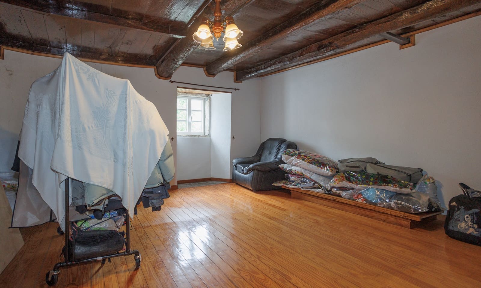 5 Zimmer Finca/Landgut zu verkaufen in Begonte mit Garage - 370.000 € (Ref: 9999365)