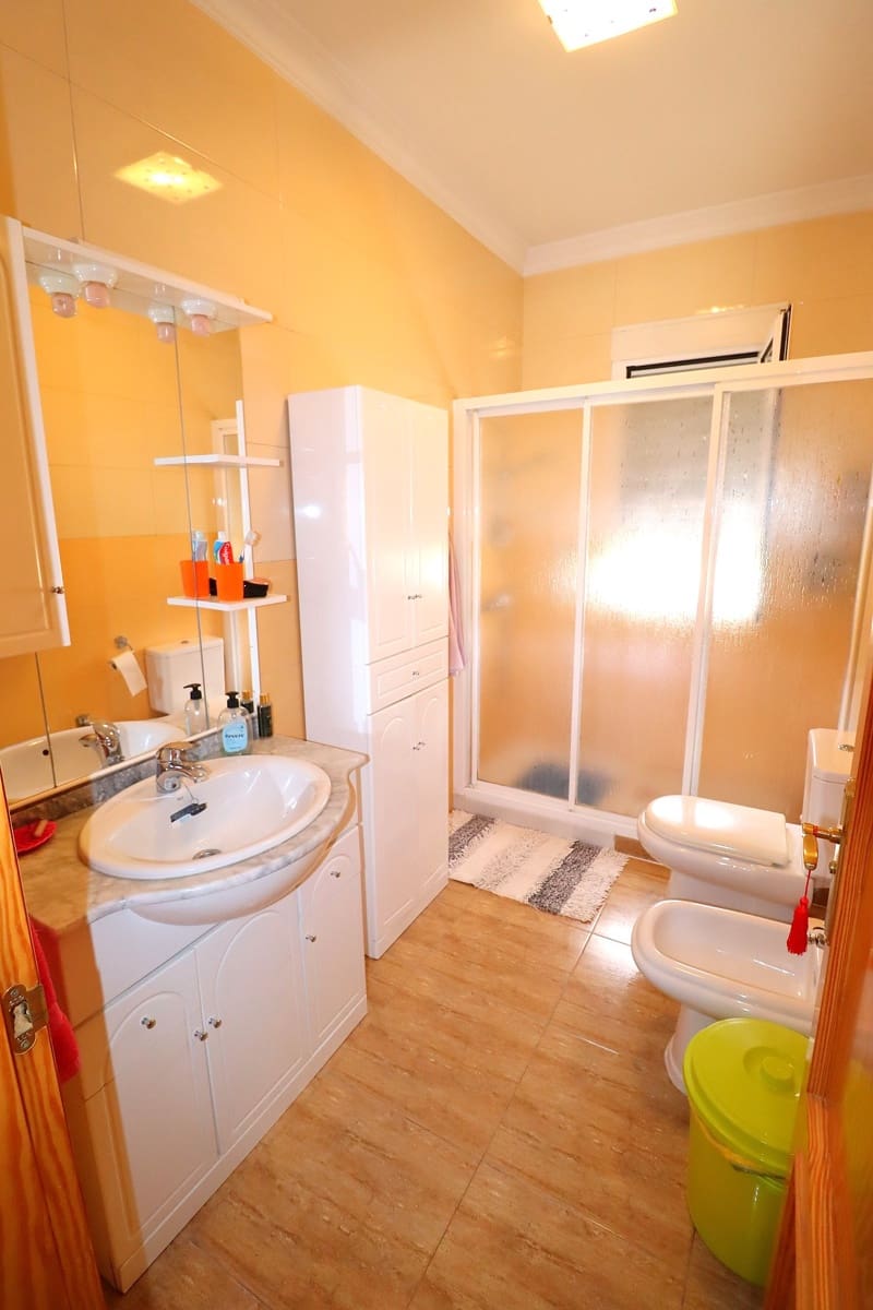 3 bedroom Villa for sale in Velez-Rubio with garage - € 274,950 (Ref: 10179684)