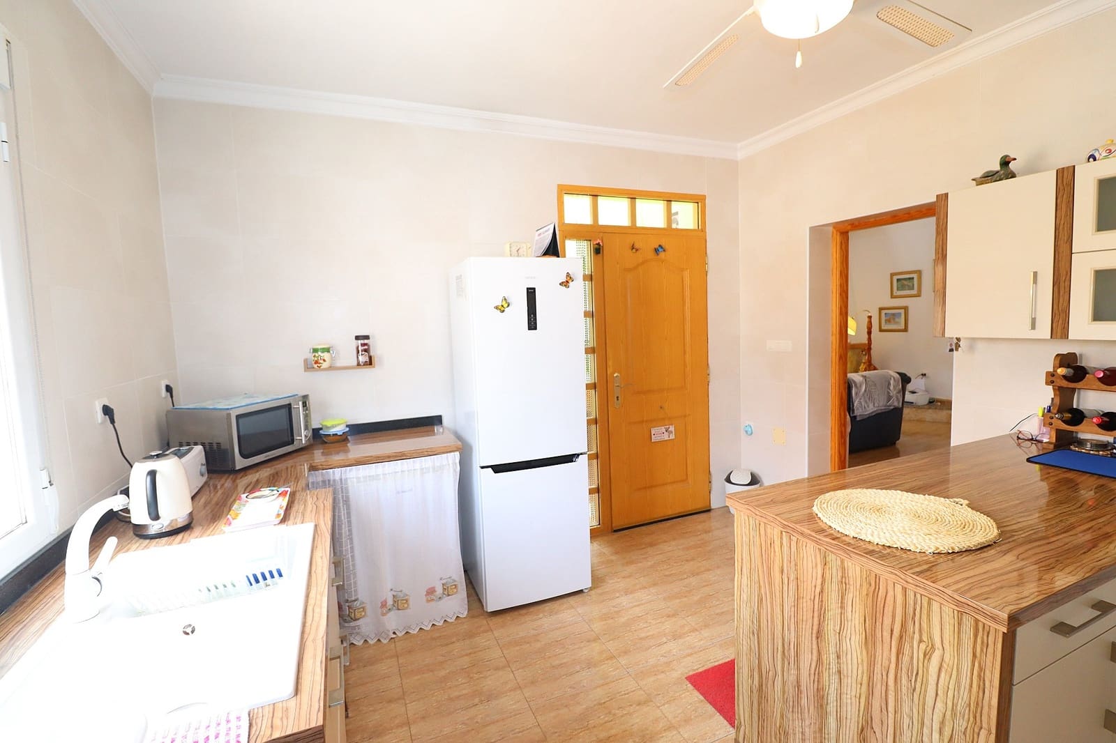 3 bedroom Villa for sale in Velez-Rubio with garage - € 274,950 (Ref: 10179684)