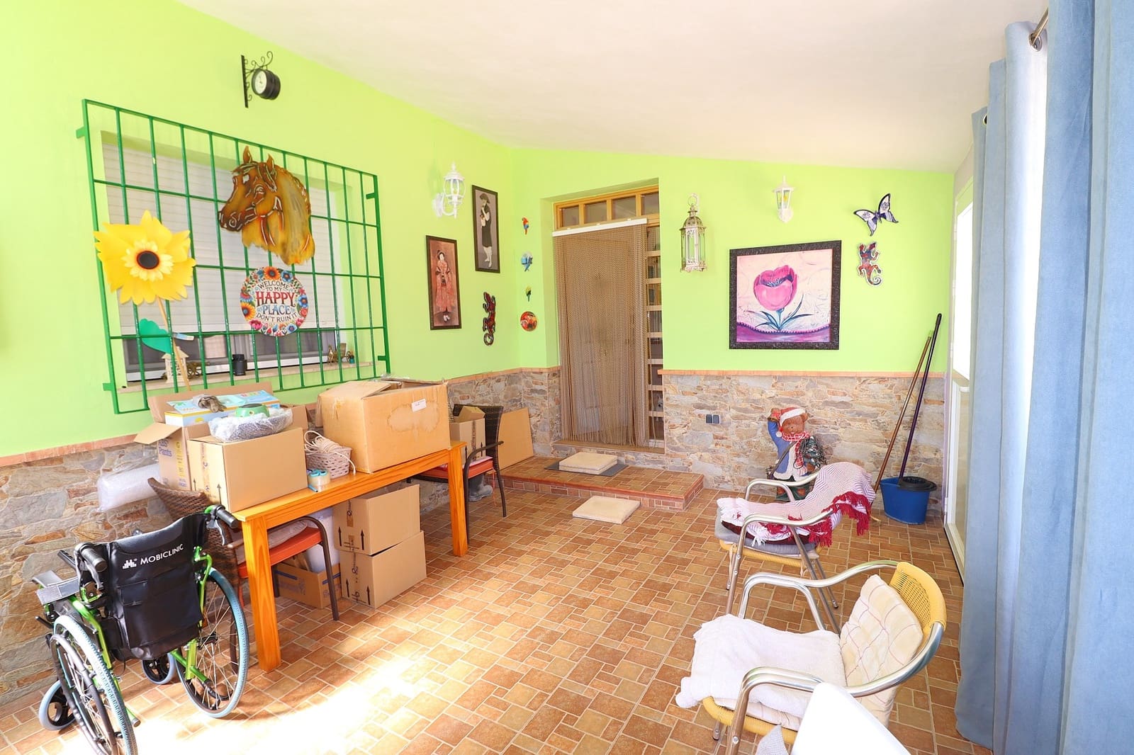 3 bedroom Villa for sale in Velez-Rubio with garage - € 274,950 (Ref: 10179684)