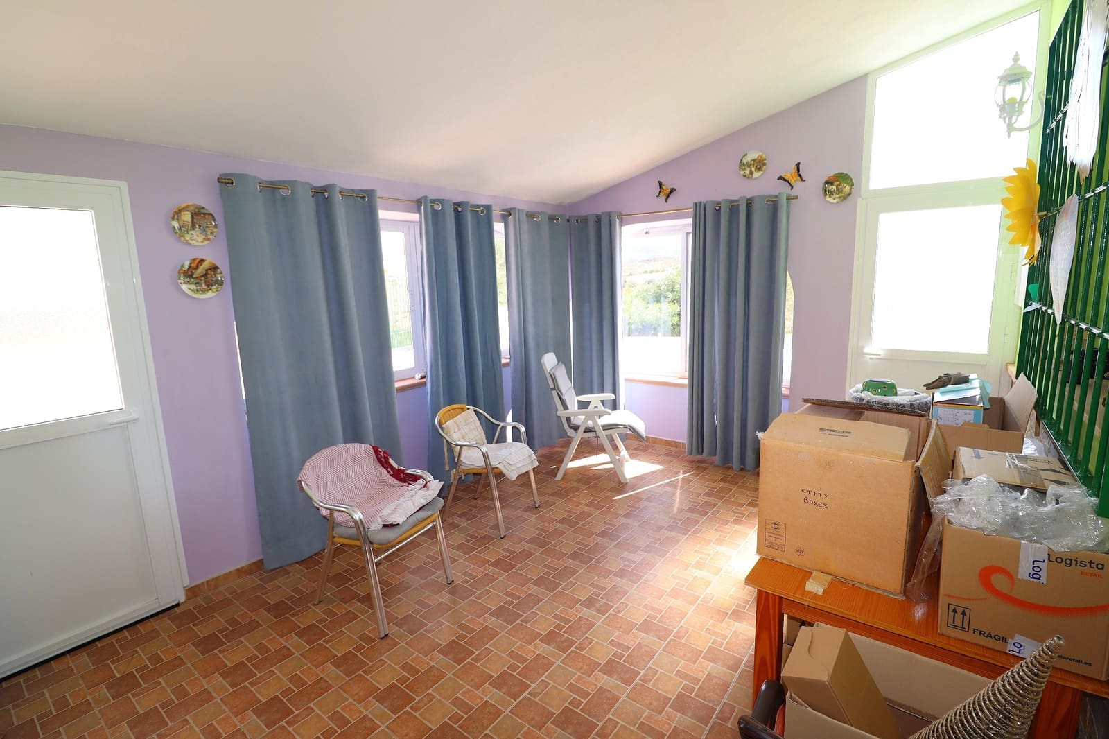 3 bedroom Villa for sale in Velez-Rubio with garage - € 274,950 (Ref: 10179684)