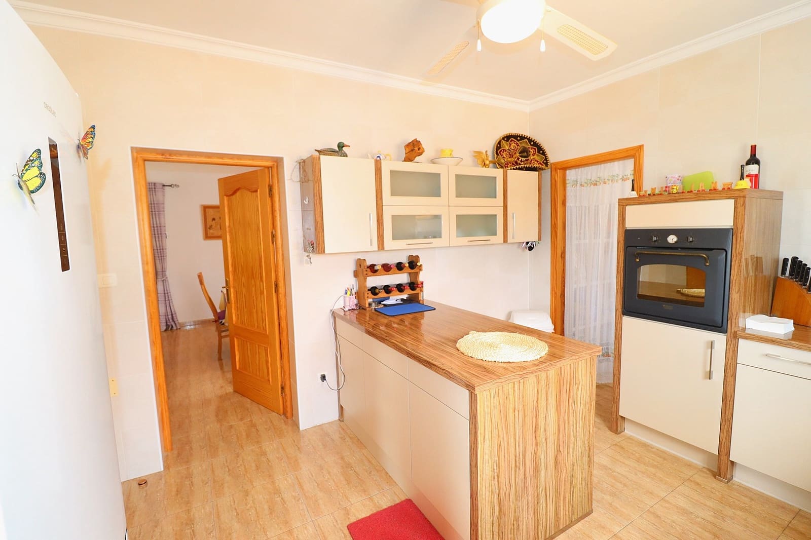 3 bedroom Villa for sale in Velez-Rubio with garage - € 274,950 (Ref: 10179684)