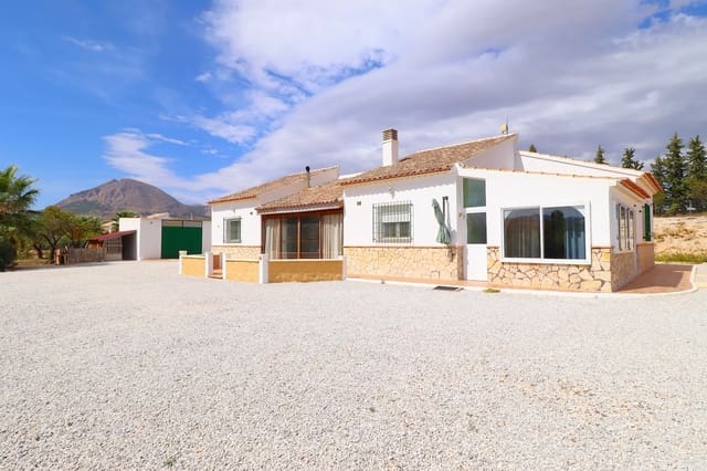 3 bedroom Villa for sale in Vélez-Rubio with garage - € 274,950 (Ref: 10179684)