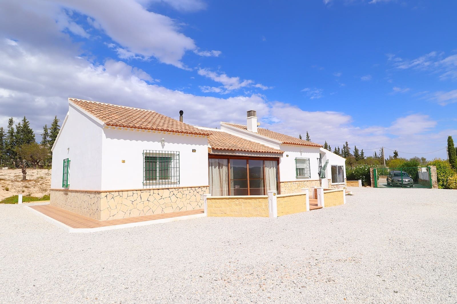 3 bedroom Villa for sale in Velez-Rubio with garage - € 274,950 (Ref: 10179684)
