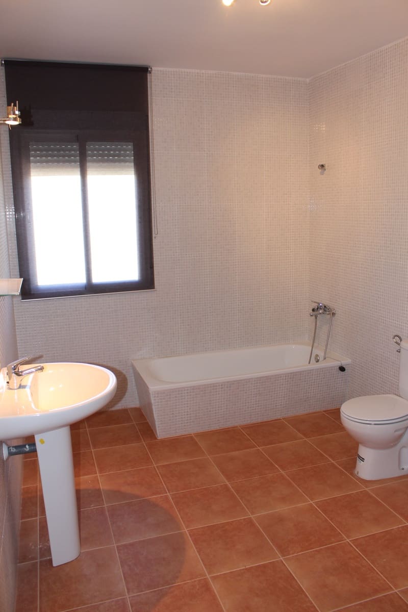 3 slaapkamer Villa te koop in Velez-Blanco met garage - € 156.000 (Ref: 2380664)