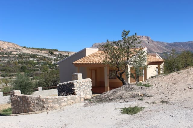 3 slaapkamer Villa te koop in Vélez-Blanco met garage - € 156.000 (Ref: 2380664)