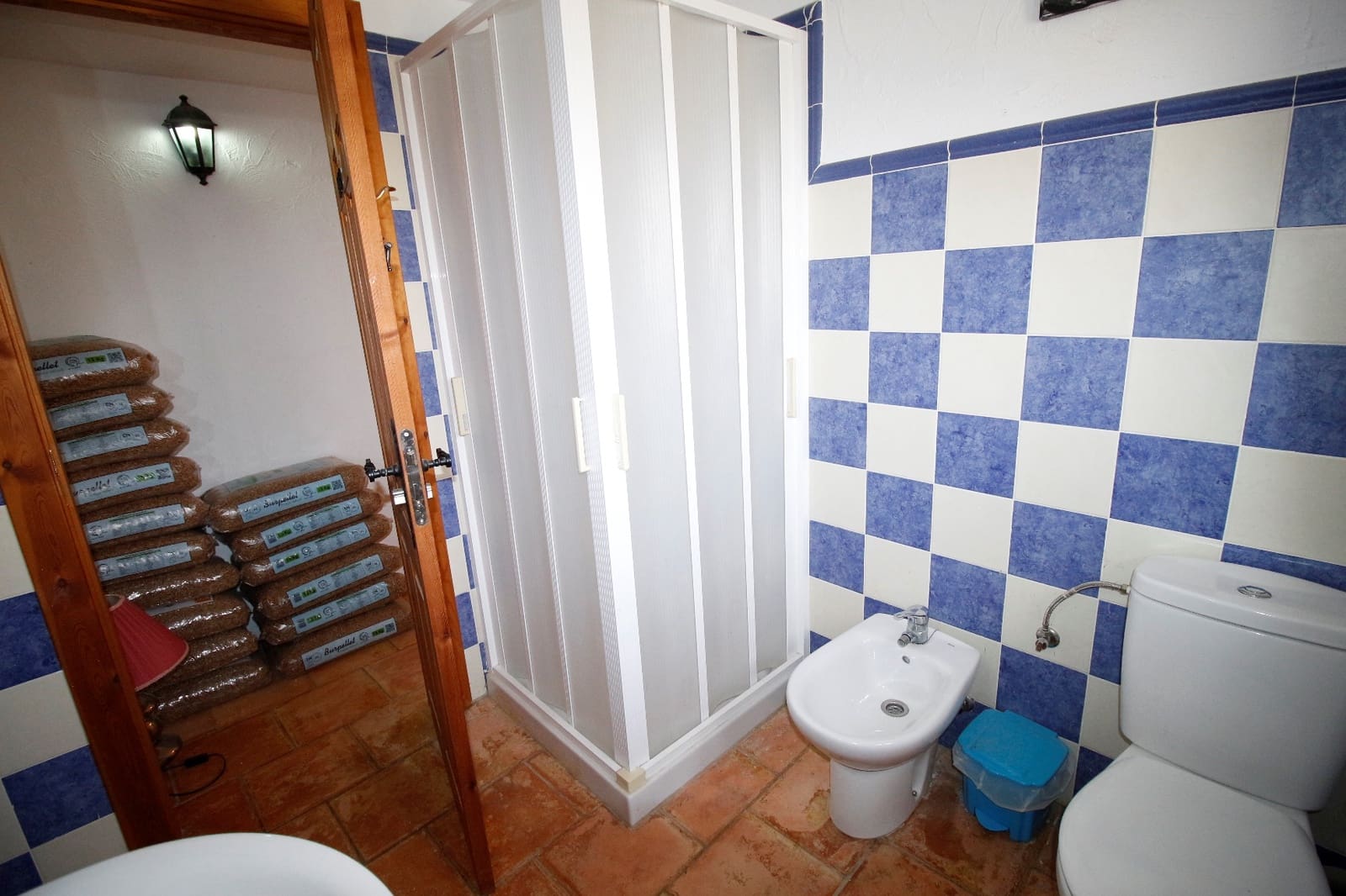 6 soveværelse Finca/Landehus til salg i Puerto Lumbreras med swimmingpool - € 349.000 (Ref: 3668481)