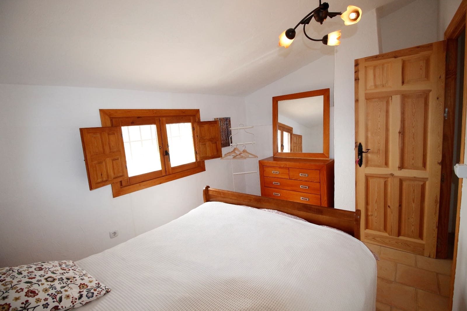 6 soveværelse Finca/Landehus til salg i Puerto Lumbreras med swimmingpool - € 349.000 (Ref: 3668481)