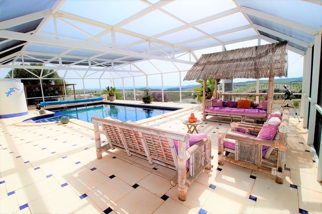 6 soveværelse Finca/Landehus til salg i Puerto Lumbreras med swimmingpool - € 349.000 (Ref: 3668481)