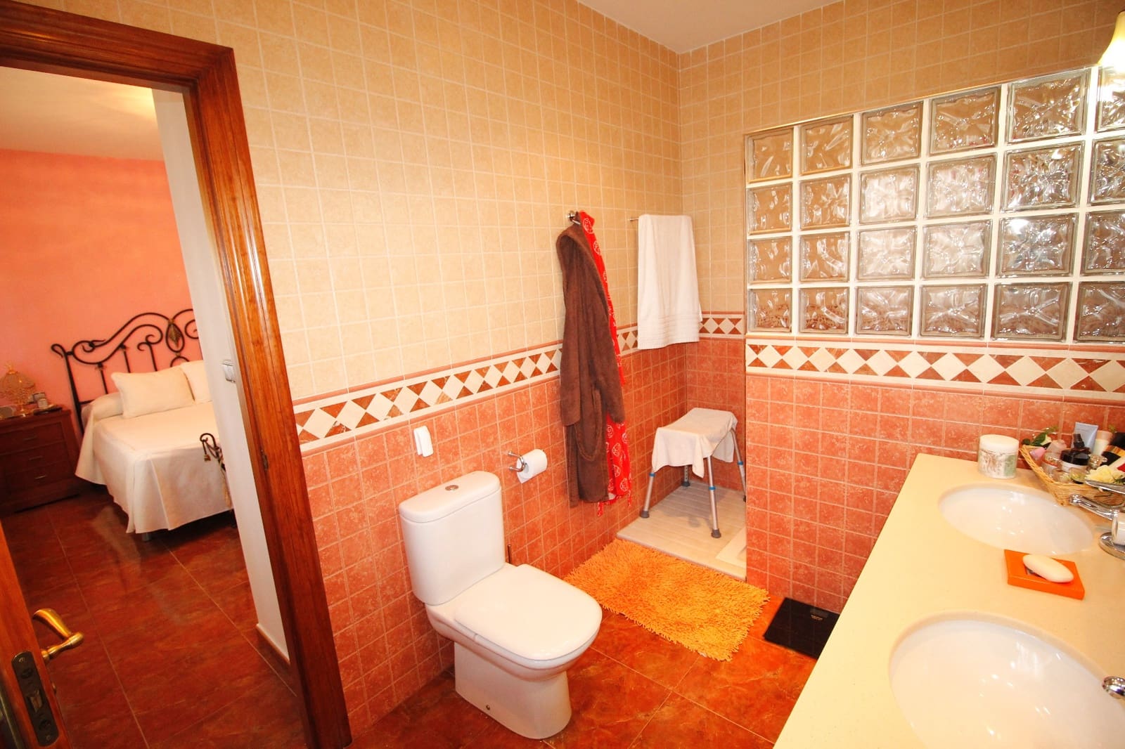 4 soveværelse Villa til salg i Purias med garage - € 399.000 (Ref: 4160733)