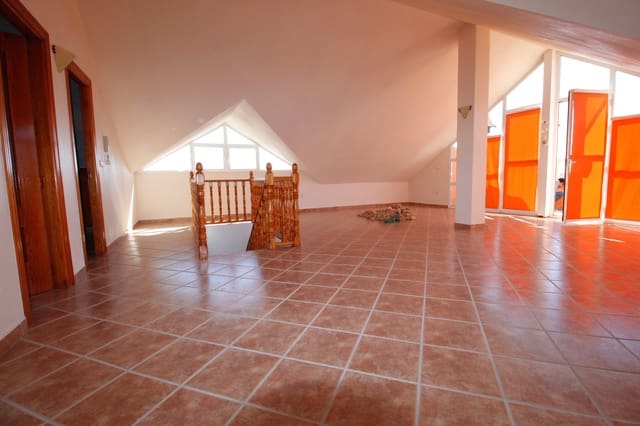 5 makuuhuone Huvila myytävänä paikassa Lorca mukana uima-altaan 
autotalli - 379 950 € (Ref: 4704141)