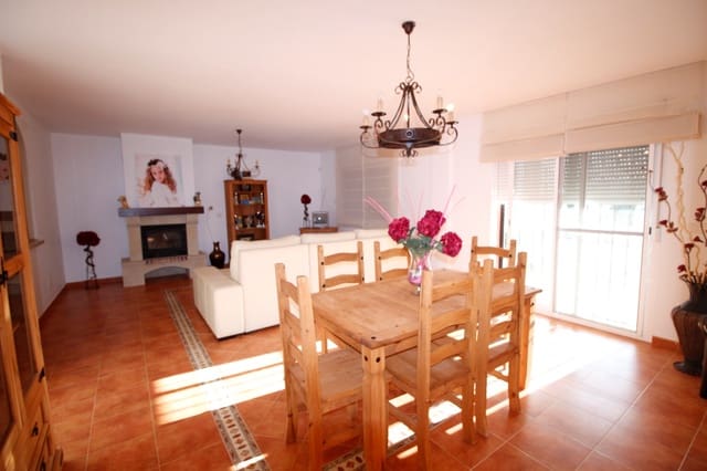 4 bedroom Villa for sale in Lorca with pool garage - € 349,950 (Ref: 6015145)