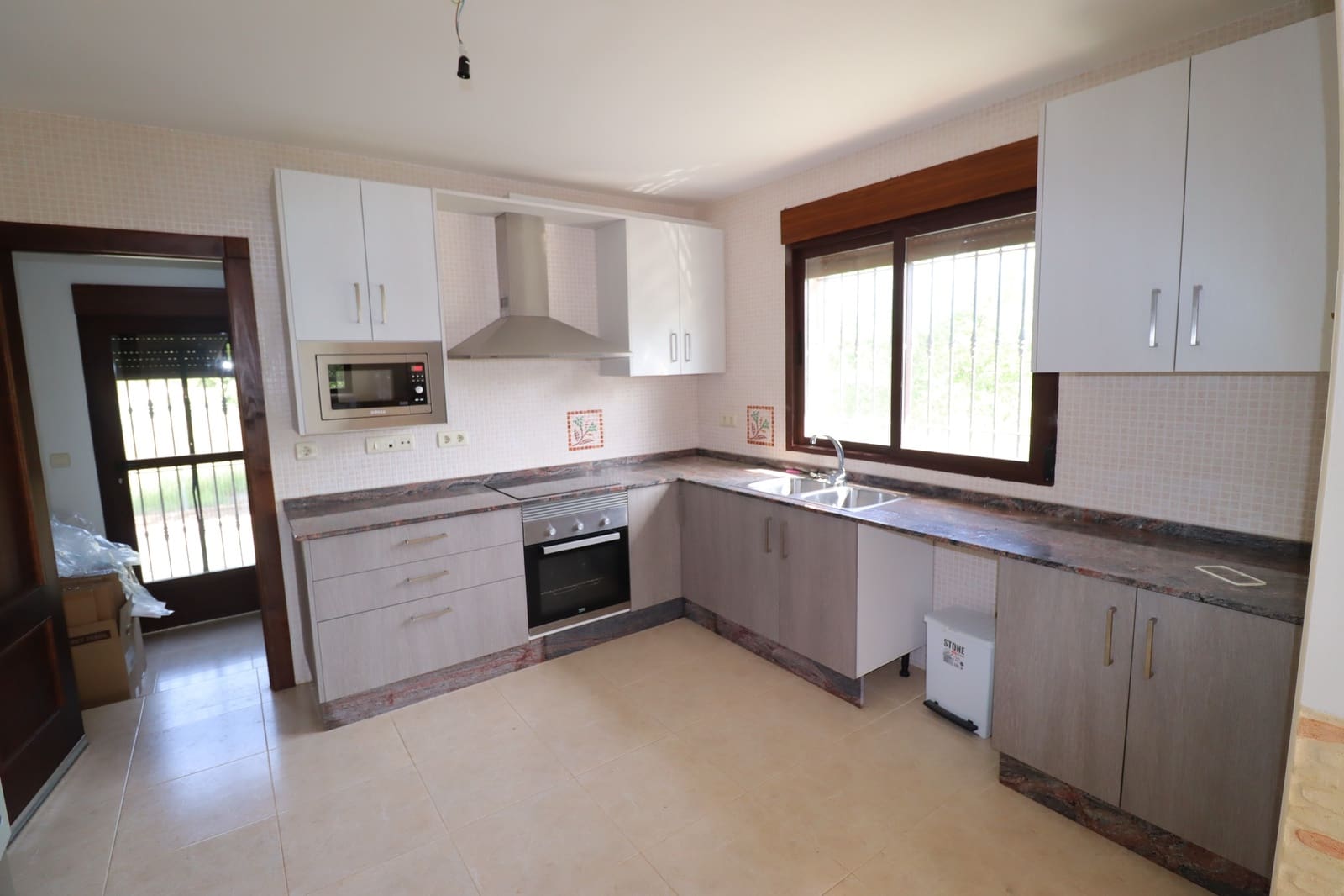 4 bedroom Villa for sale in Lorca - € 280,000 (Ref: 6867980)
