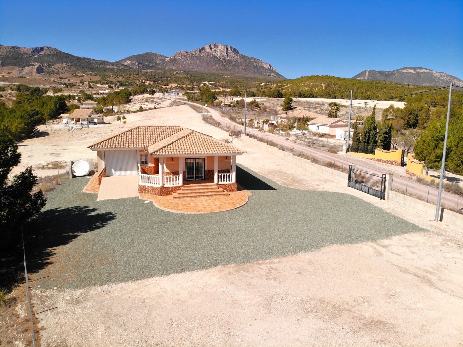 3 soveværelse Villa til salg i La Parroquia med garage - € 179.990 (Ref: 8143513)