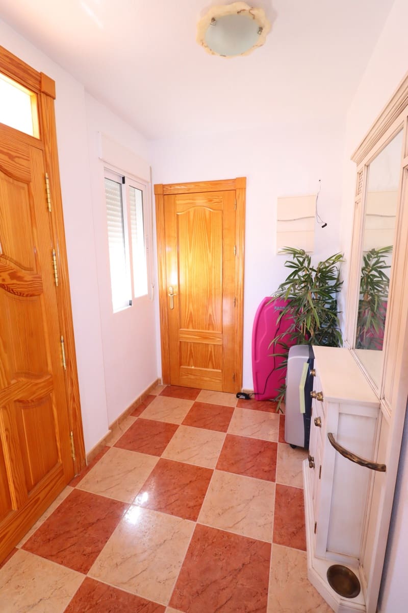 3 soveværelse Villa til salg i La Parroquia med garage - € 179.990 (Ref: 8143513)