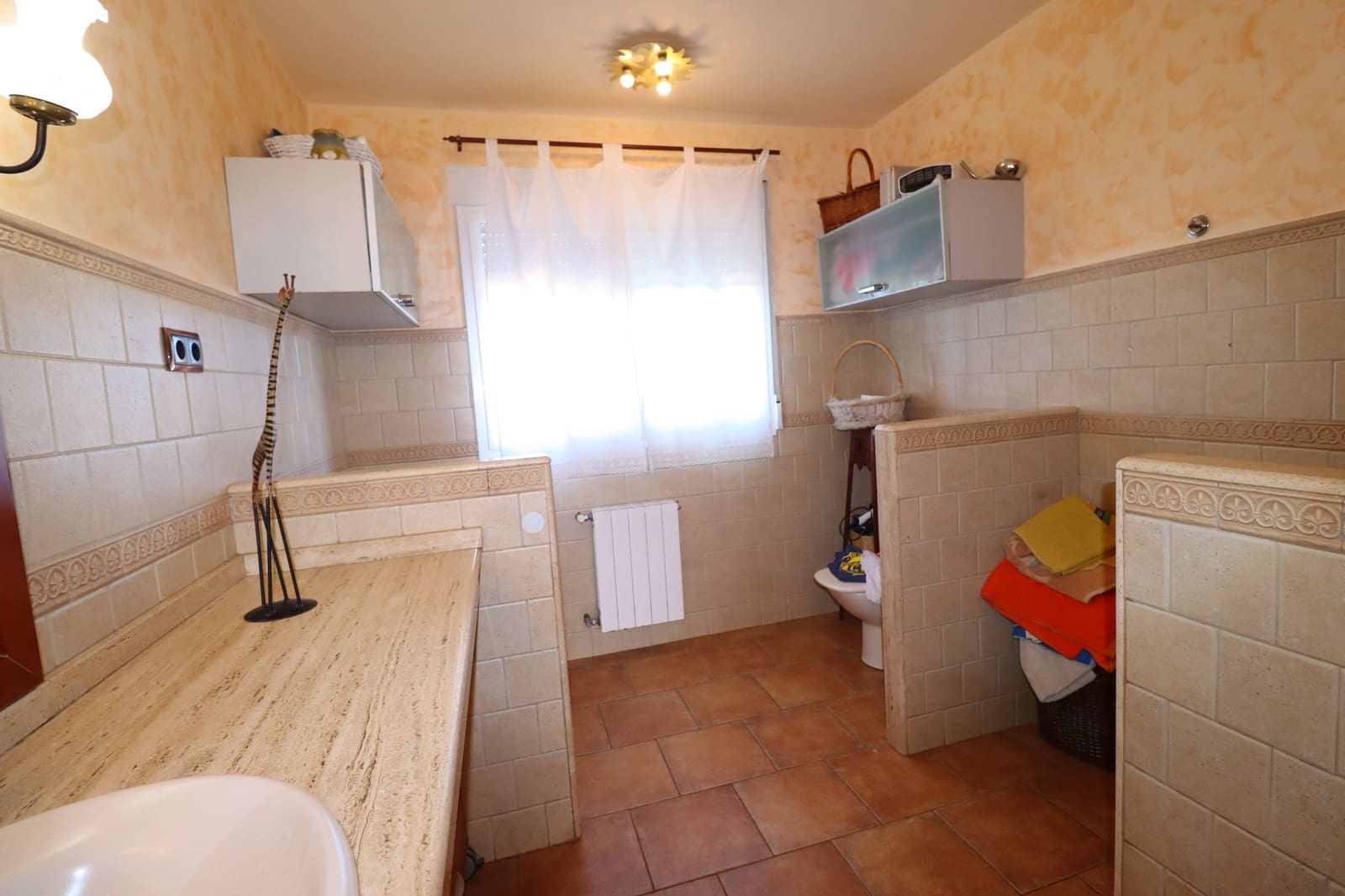 5 sypialnia Willa na sprzedaż w Purias z basenem garażem - 399 950 € (Ref: 8244609)