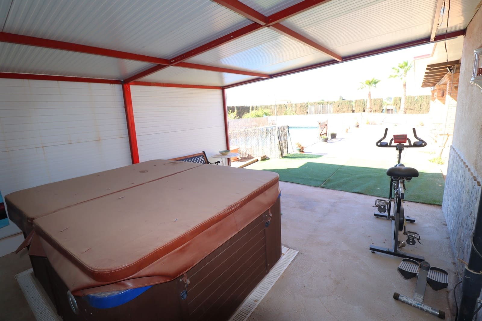 5 sypialnia Willa na sprzedaż w Purias z basenem garażem - 399 950 € (Ref: 8244609)