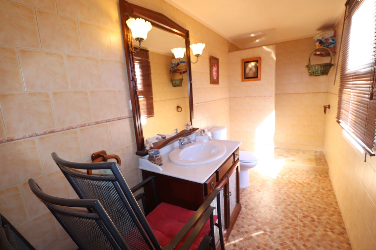 5 sypialnia Willa na sprzedaż w Purias z basenem garażem - 399 950 € (Ref: 8244609)