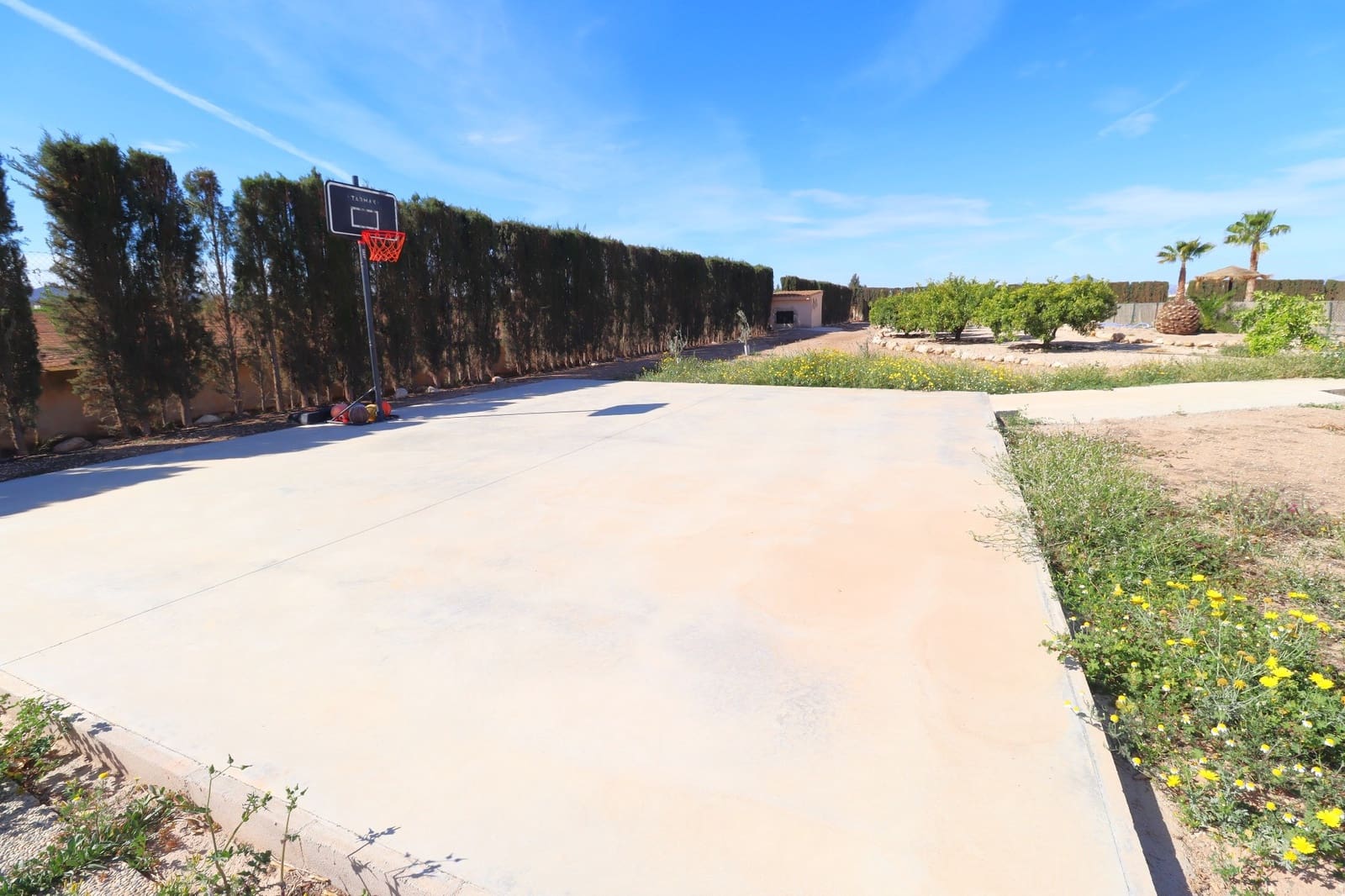 5 sypialnia Willa na sprzedaż w Purias z basenem garażem - 399 950 € (Ref: 8244609)