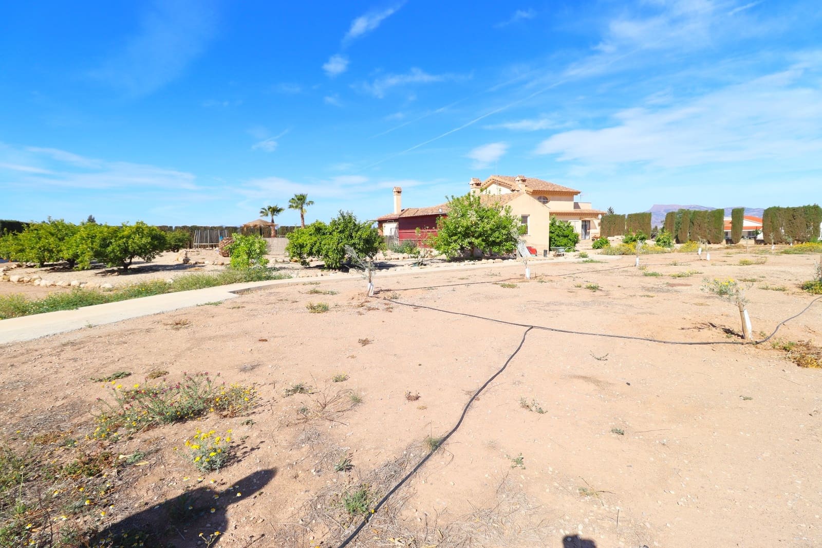 5 sypialnia Willa na sprzedaż w Purias z basenem garażem - 399 950 € (Ref: 8244609)