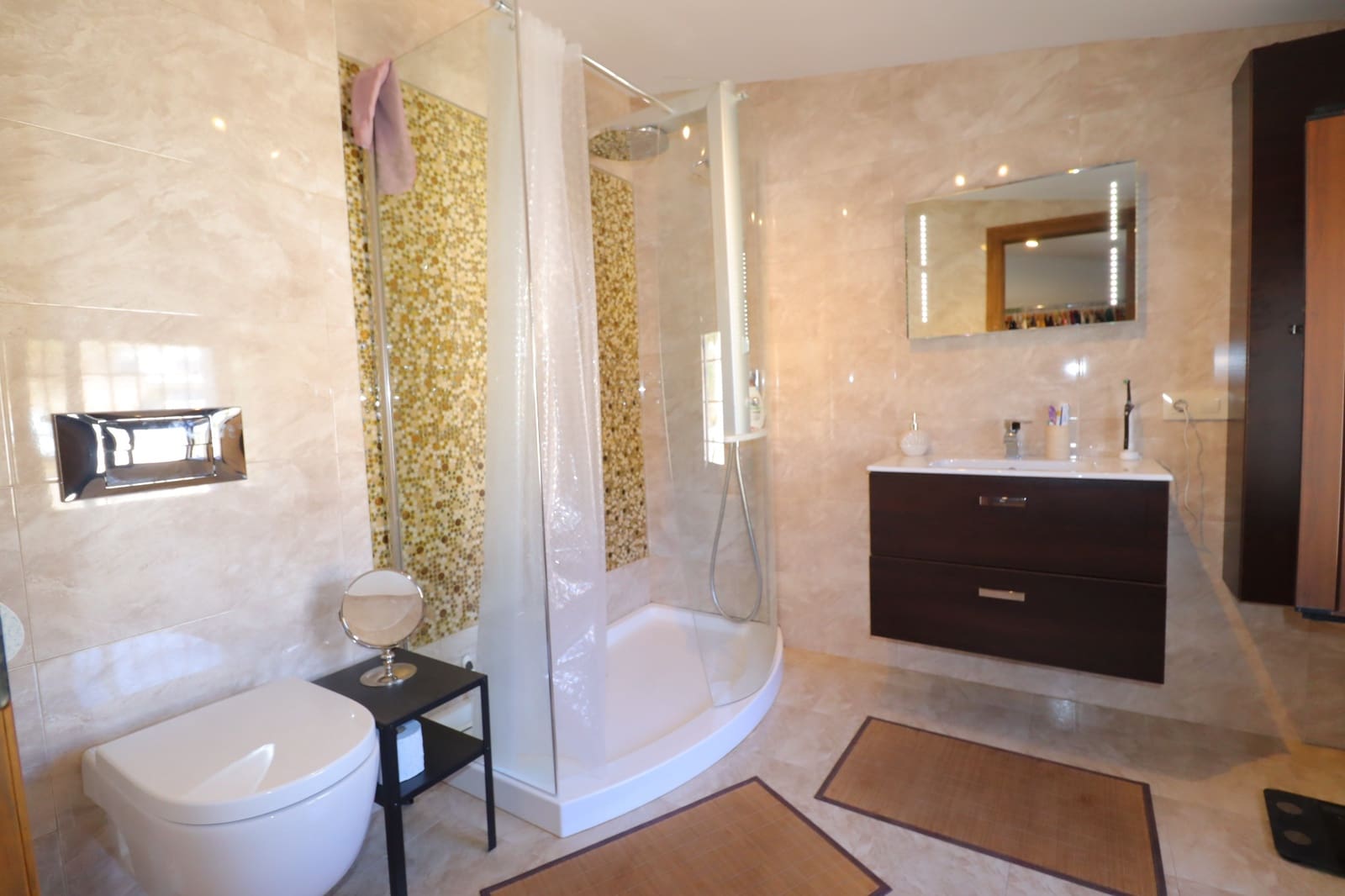 6 soveværelse Finca/Landehus til salg i Velez-Blanco med swimmingpool - € 475.000 (Ref: 8574327)