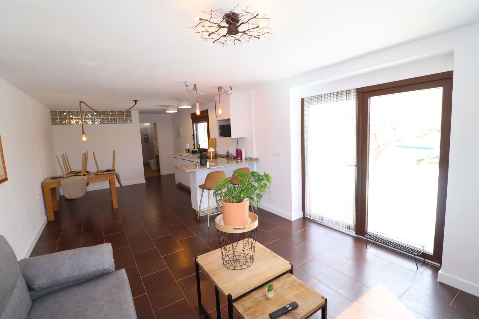 6 soveværelse Finca/Landehus til salg i Velez-Blanco med swimmingpool - € 475.000 (Ref: 8574327)