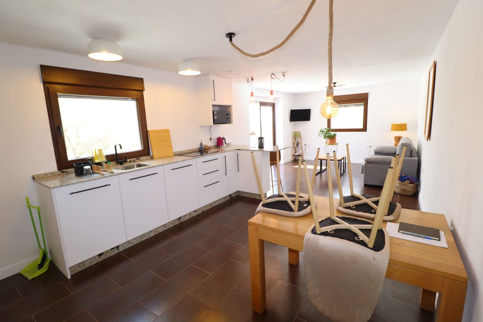 6 soveværelse Finca/Landehus til salg i Velez-Blanco med swimmingpool - € 475.000 (Ref: 8574327)