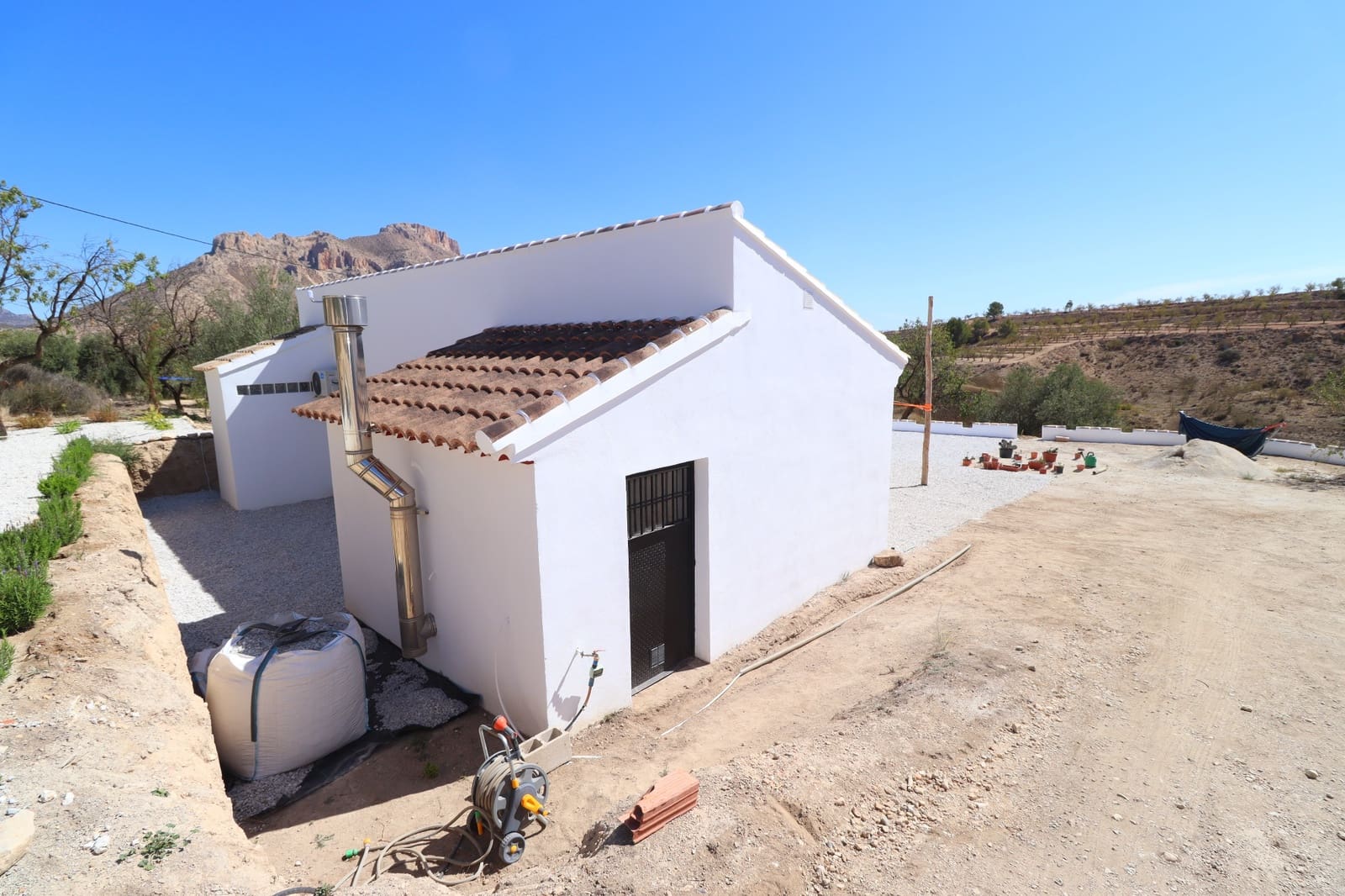 6 soveværelse Finca/Landehus til salg i Velez-Blanco med swimmingpool - € 475.000 (Ref: 8574327)