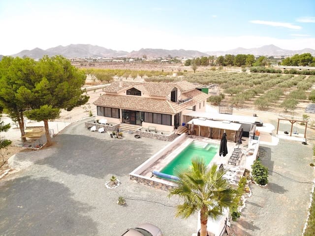 7 bedroom Villa for sale in Puerto Lumbreras with pool garage - € 695,000 (Ref: 8614633)