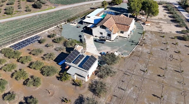 7 soverom Villa til salgs i Puerto Lumbreras med svømmebasseng garasje - € 599 000 (Ref: 8614633)