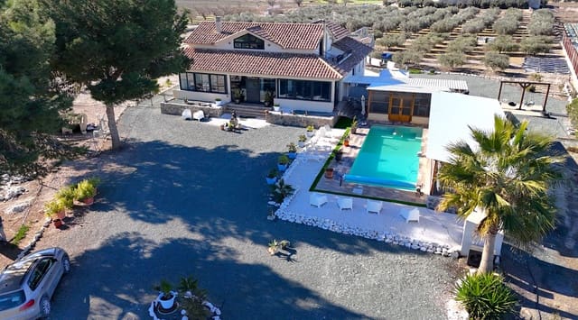 7 soverom Villa til salgs i Puerto Lumbreras med svømmebasseng garasje - € 599 000 (Ref: 8614633)