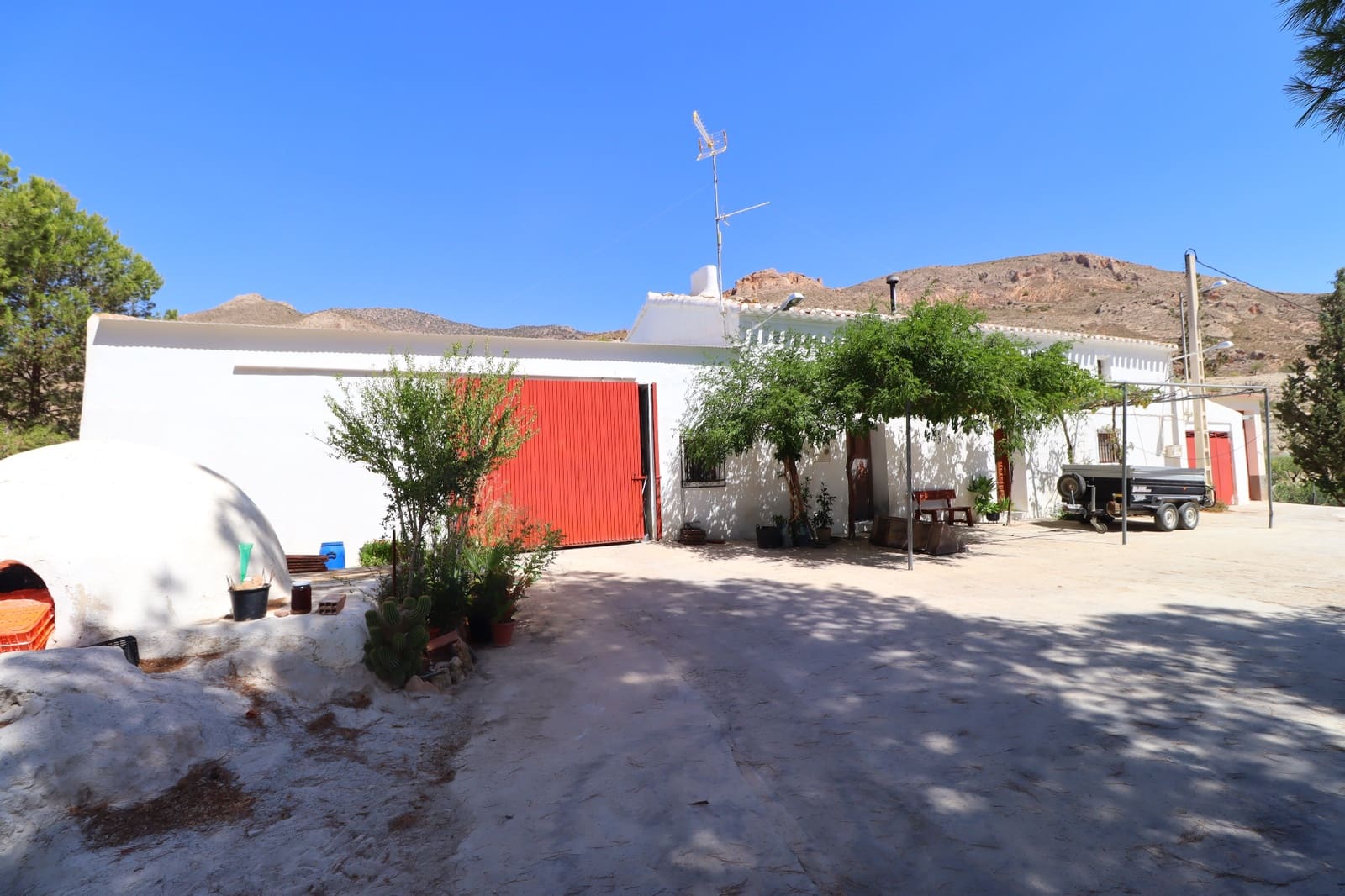 7 bedroom Finca/Country House for sale in La Parroquia - € 399,950 (Ref: 8625863)