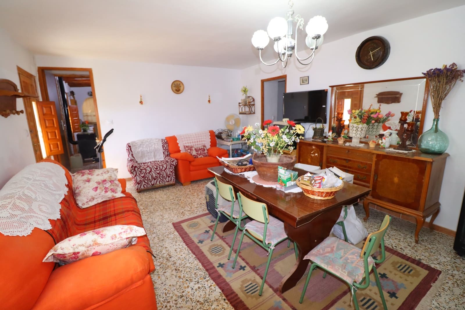 7 bedroom Finca/Country House for sale in La Parroquia - € 399,950 (Ref: 8625863)