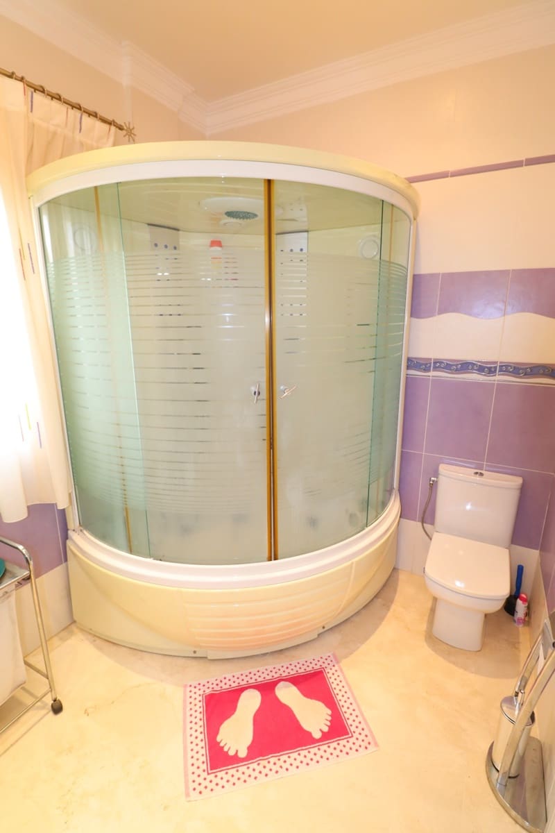 6 bedroom Villa for sale in Lorca with garage - € 290,000 (Ref: 8681330)