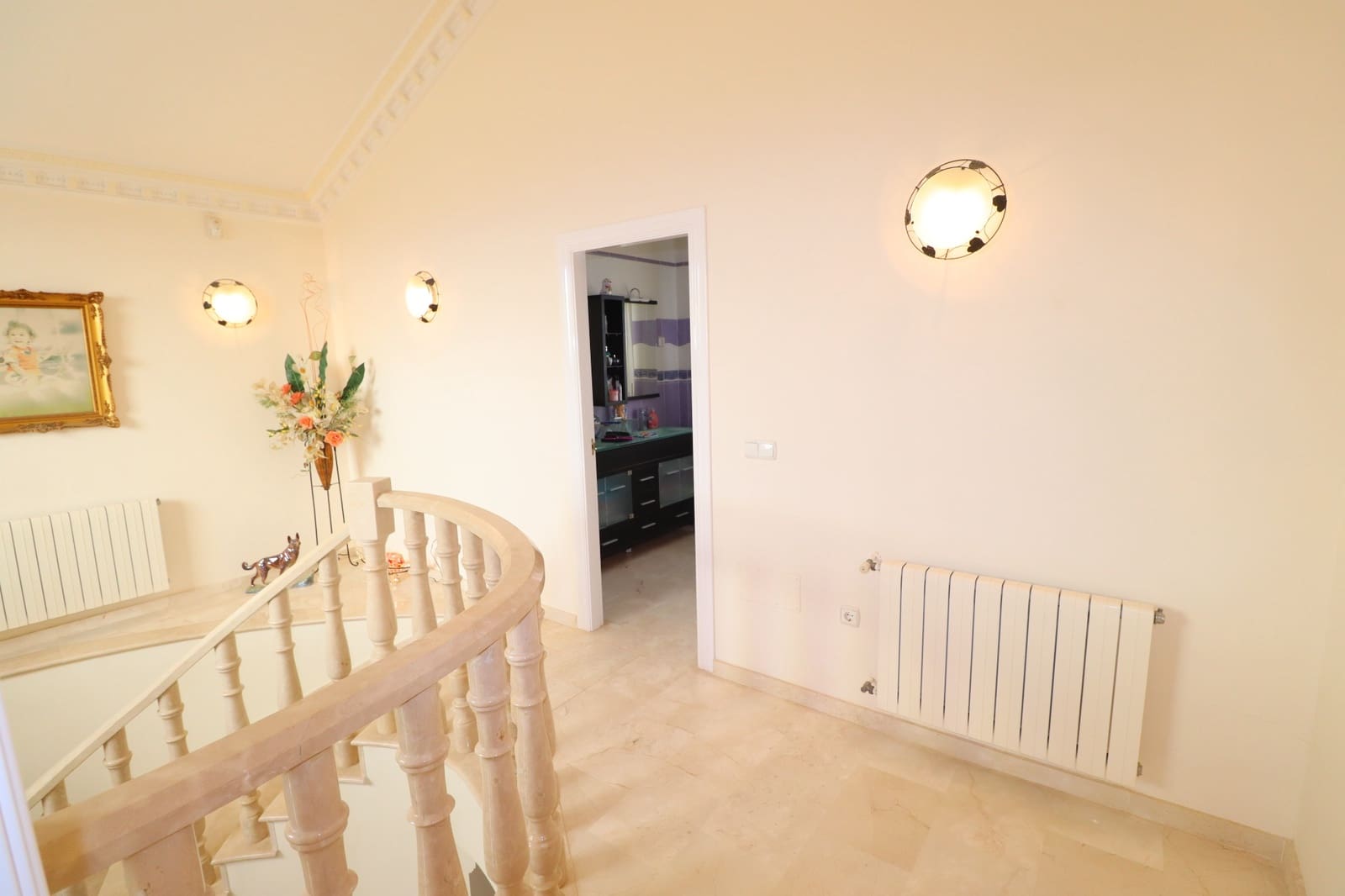 6 bedroom Villa for sale in Lorca with garage - € 290,000 (Ref: 8681330)