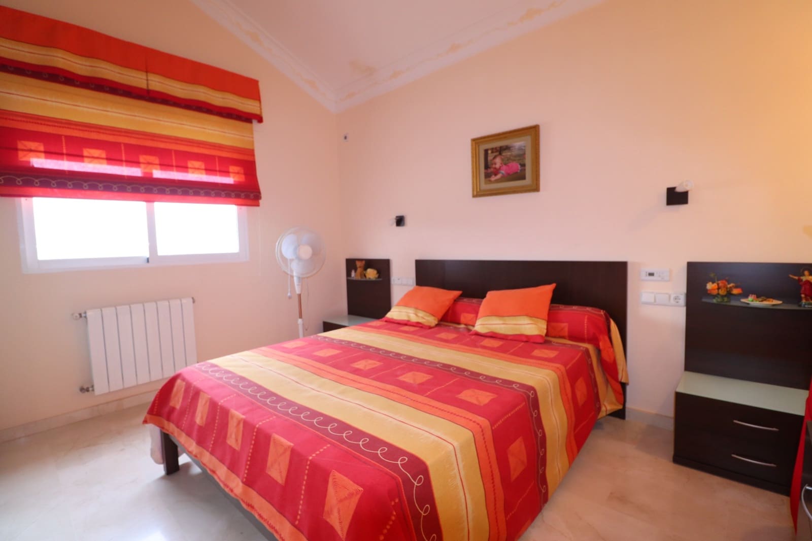 6 bedroom Villa for sale in Lorca with garage - € 290,000 (Ref: 8681330)