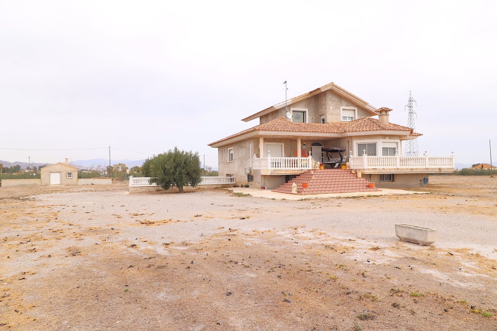 6 bedroom Villa for sale in Lorca with garage - € 290,000 (Ref: 8681330)