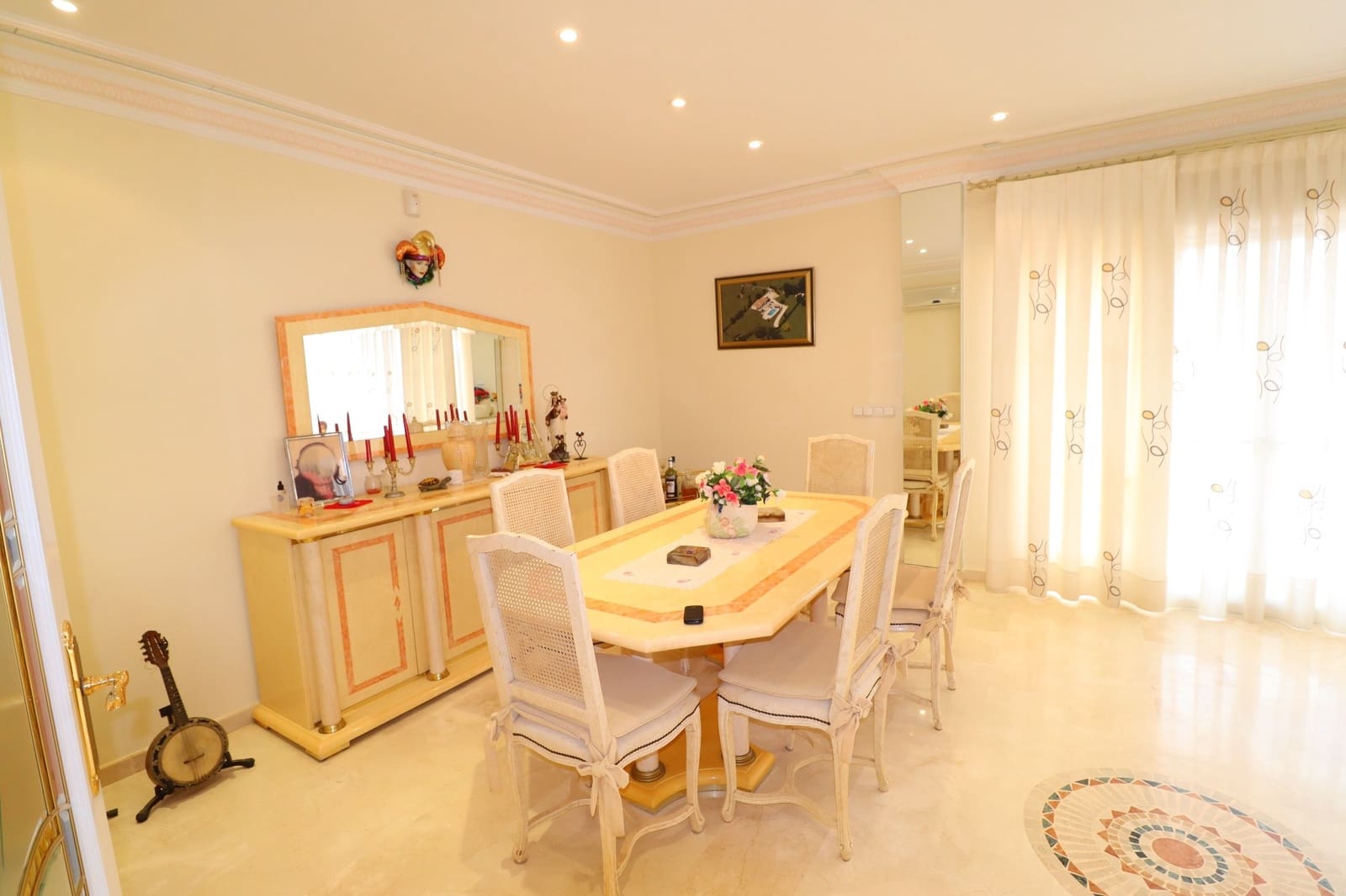 6 bedroom Villa for sale in Lorca with garage - € 290,000 (Ref: 8681330)