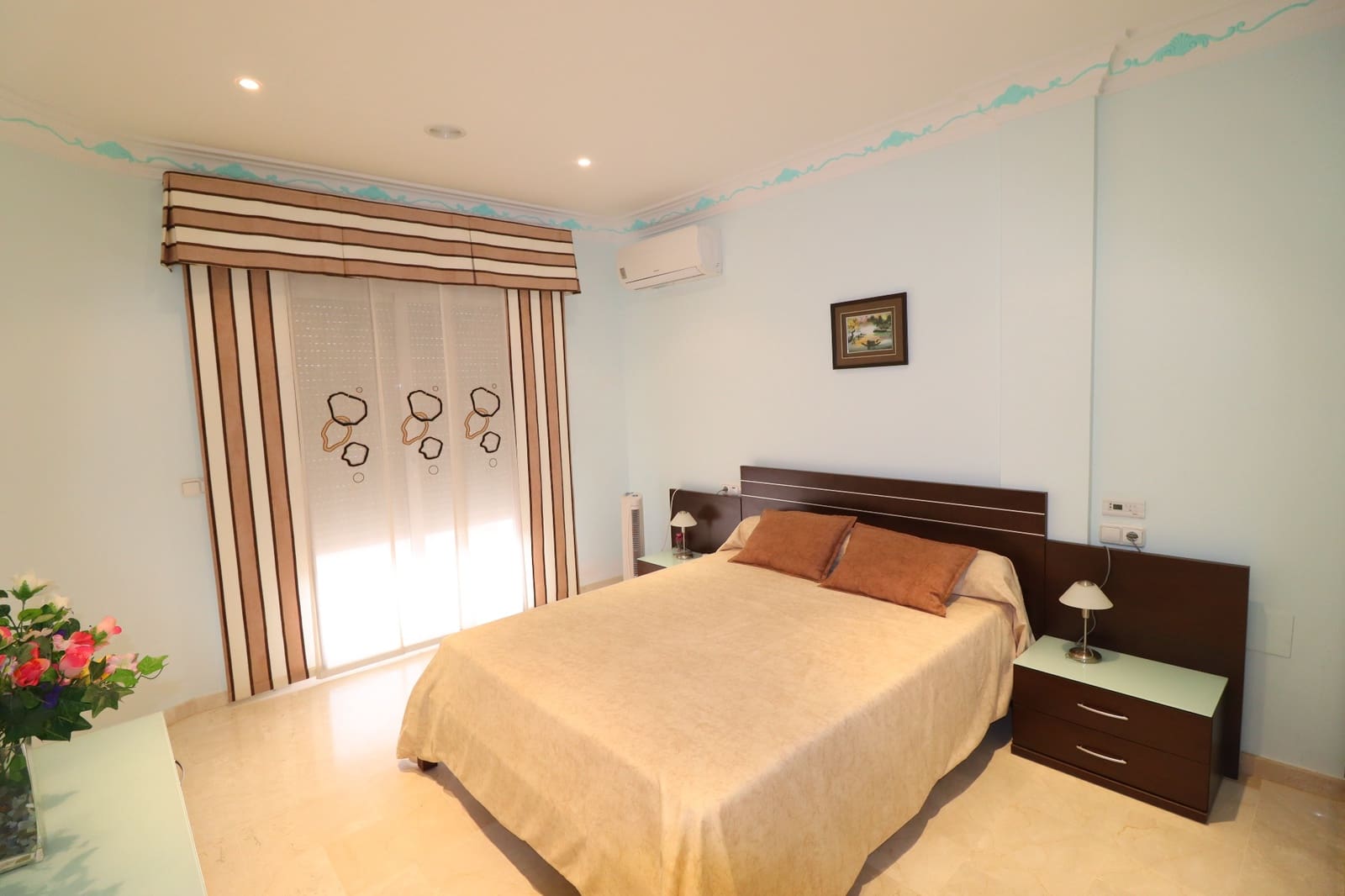 6 bedroom Villa for sale in Lorca with garage - € 290,000 (Ref: 8681330)