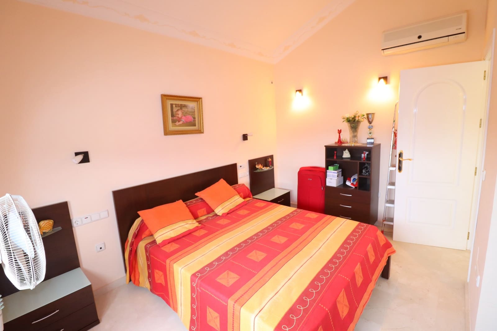 6 bedroom Villa for sale in Lorca with garage - € 290,000 (Ref: 8681330)