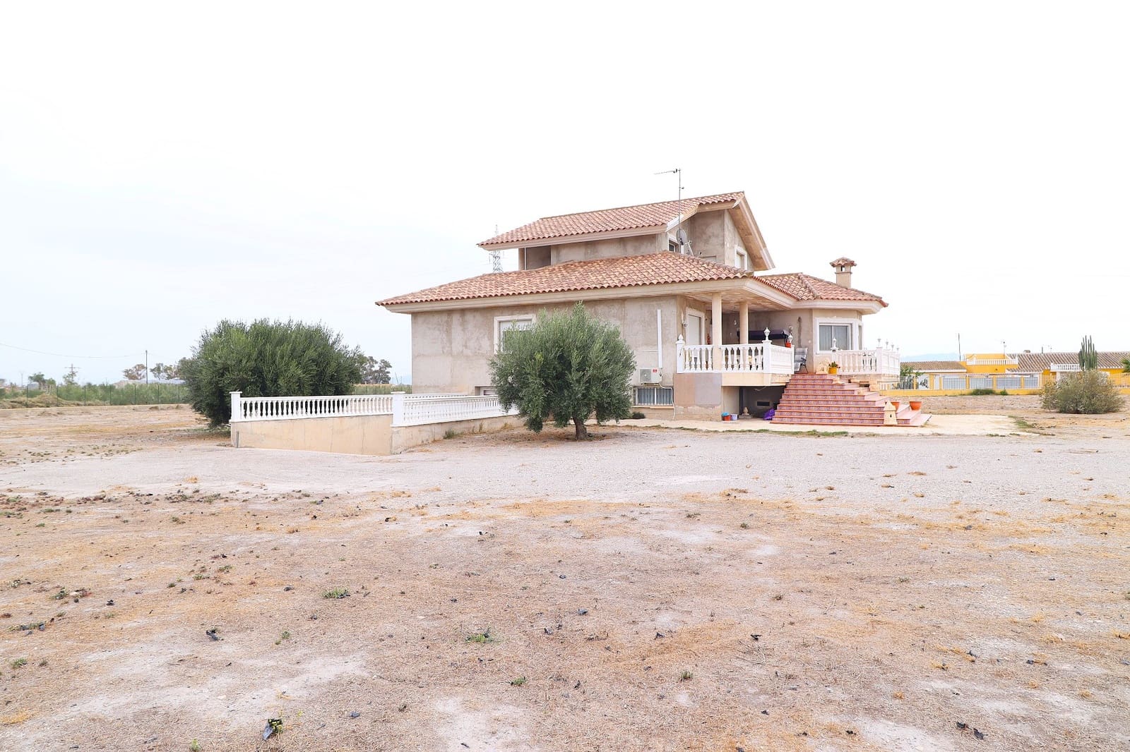 6 bedroom Villa for sale in Lorca with garage - € 290,000 (Ref: 8681330)