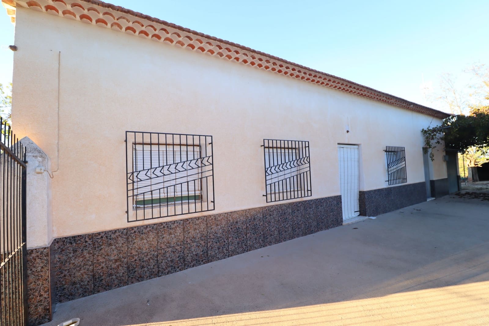 3 bedroom Finca/Country House for sale in Lorca - € 155,000 (Ref: 8686738)