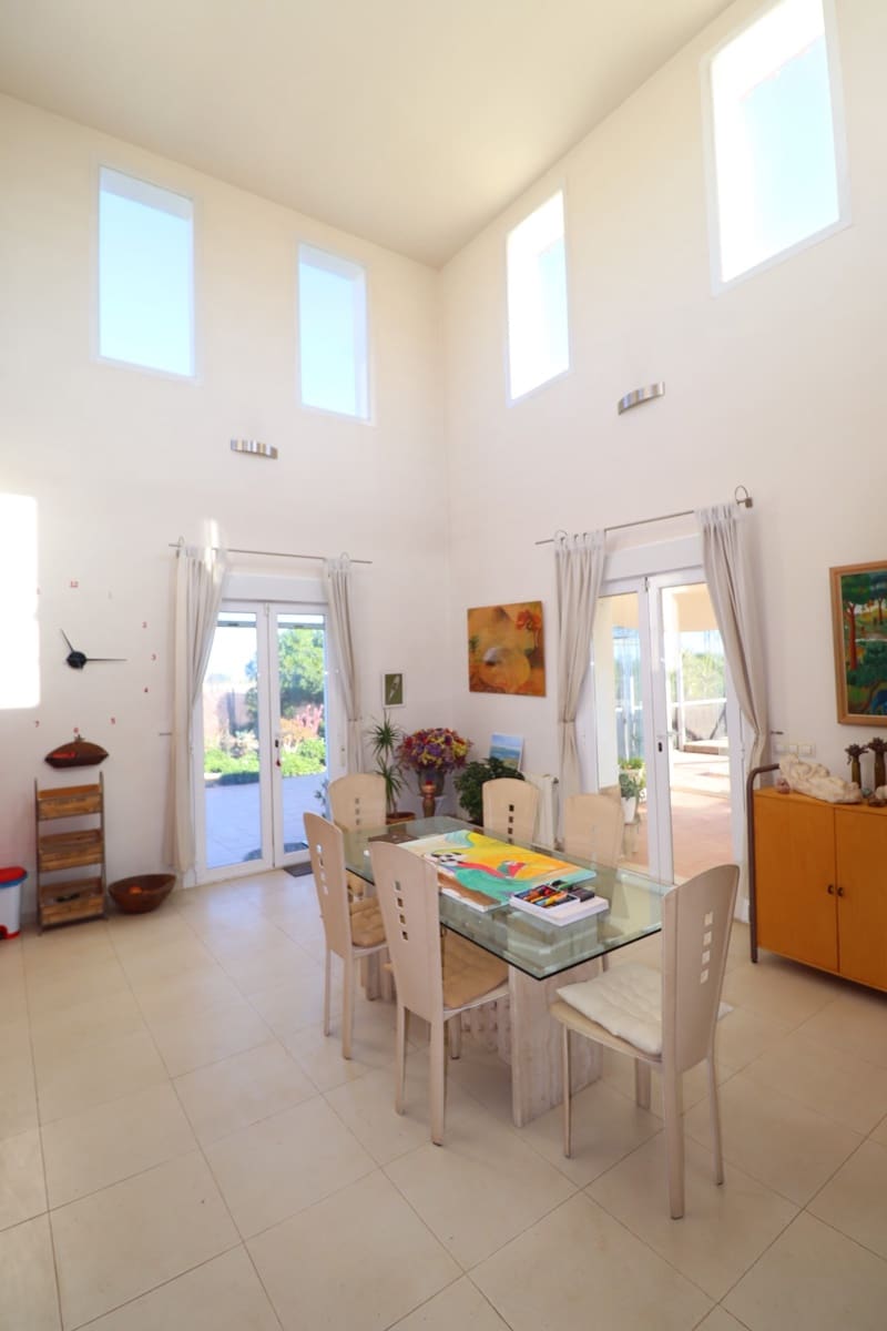 3 bedroom Villa for sale in Puerto Lumbreras with pool garage - € 399,950 (Ref: 8698707)