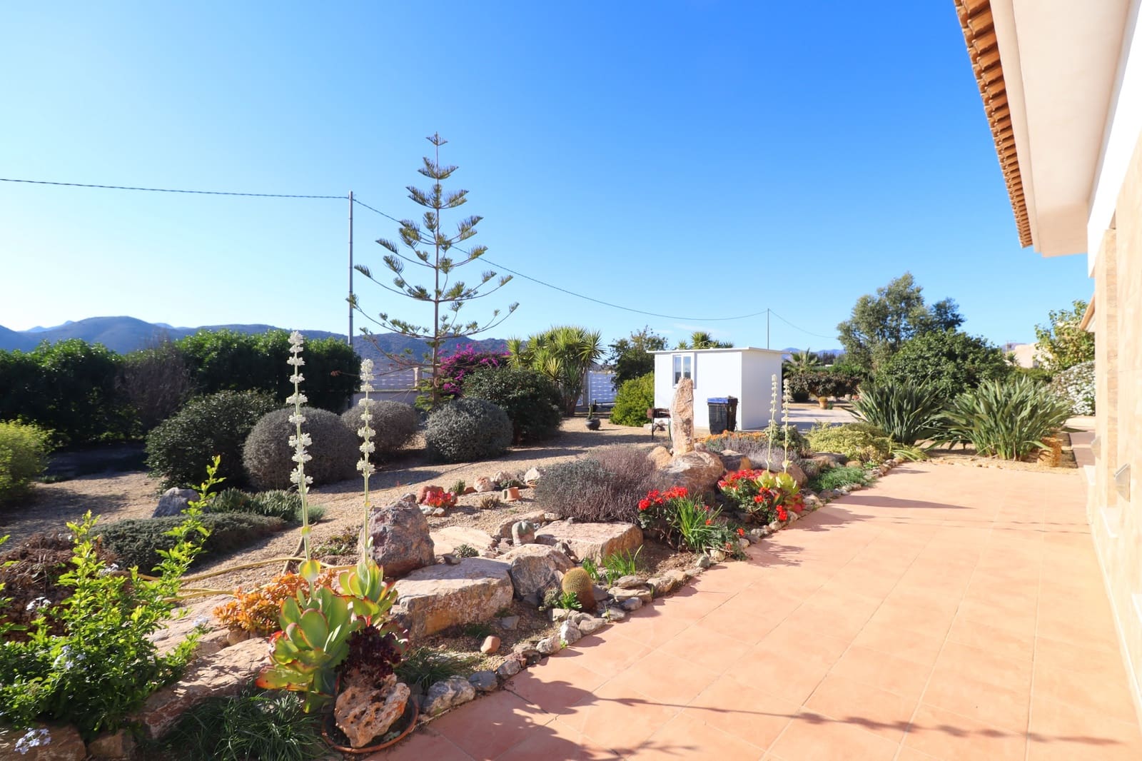 3 bedroom Villa for sale in Puerto Lumbreras with pool garage - € 399,950 (Ref: 8698707)