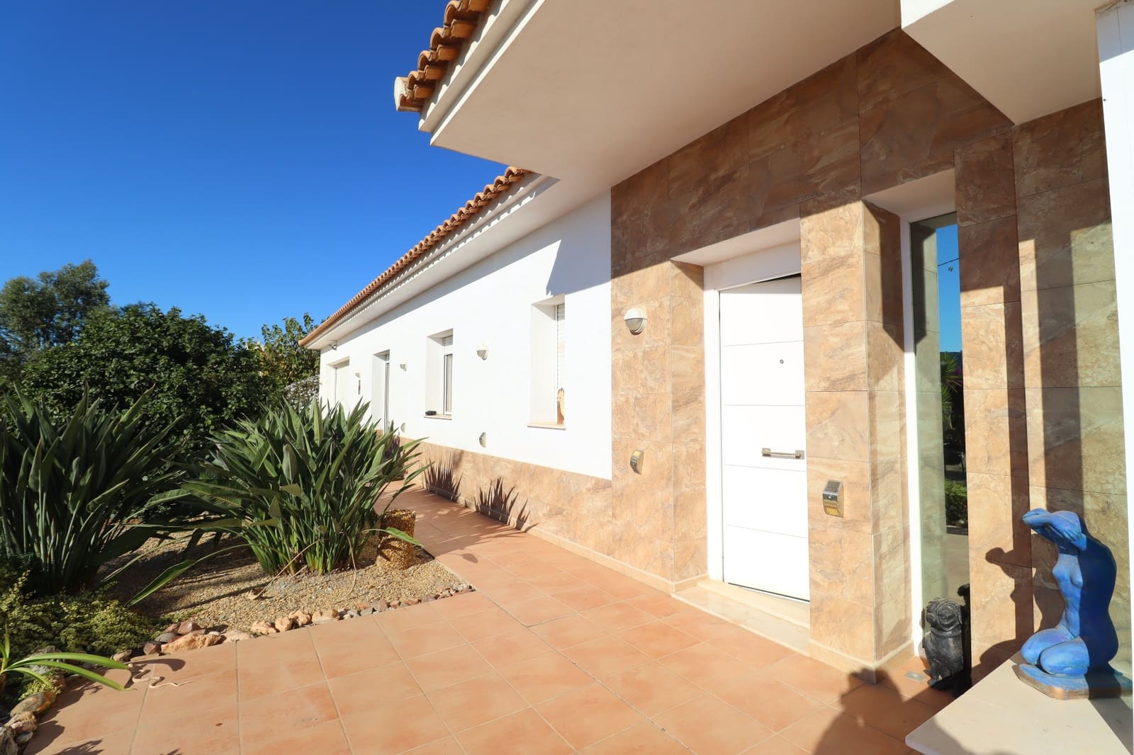 3 bedroom Villa for sale in Puerto Lumbreras with pool garage - € 399,950 (Ref: 8698707)
