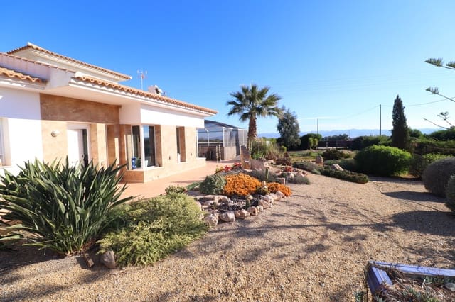 3 bedroom Villa for sale in Puerto Lumbreras with pool garage - € 399,950 (Ref: 8698707)