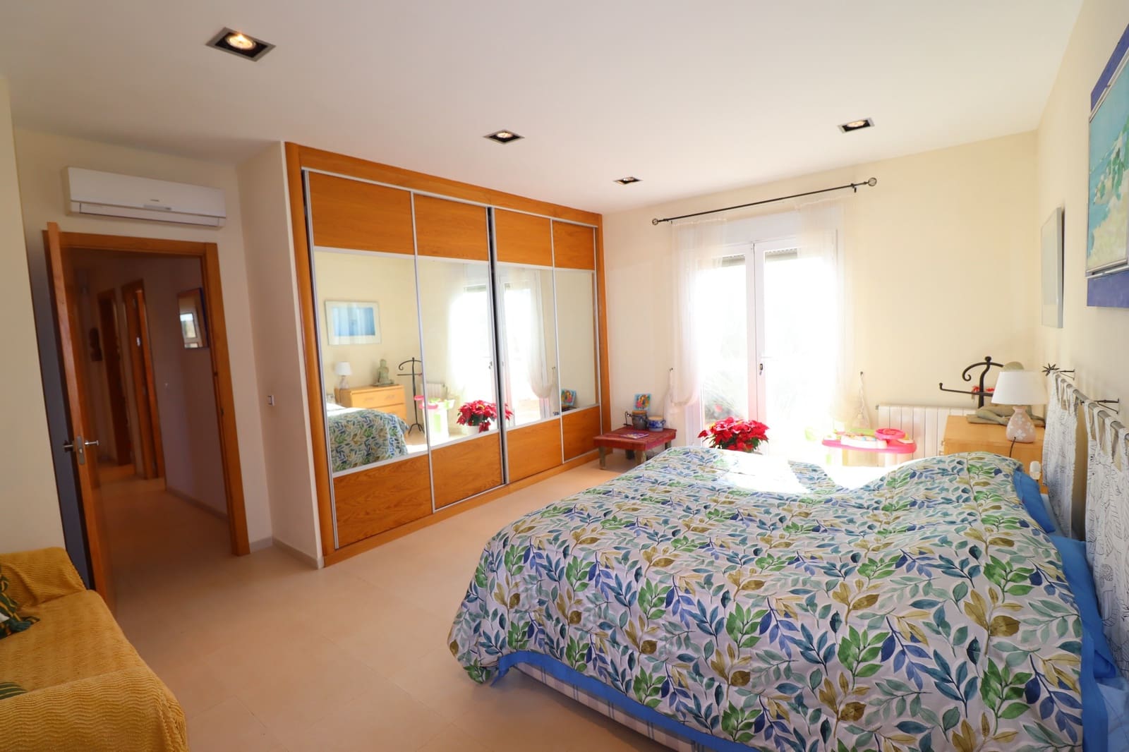 3 bedroom Villa for sale in Puerto Lumbreras with pool garage - € 399,950 (Ref: 8698707)